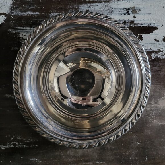 Vtg Vintage Wm A Rogers Silveplate Bowl w/ Attached Underplate, Chip and Dip - Picture 4 of 7